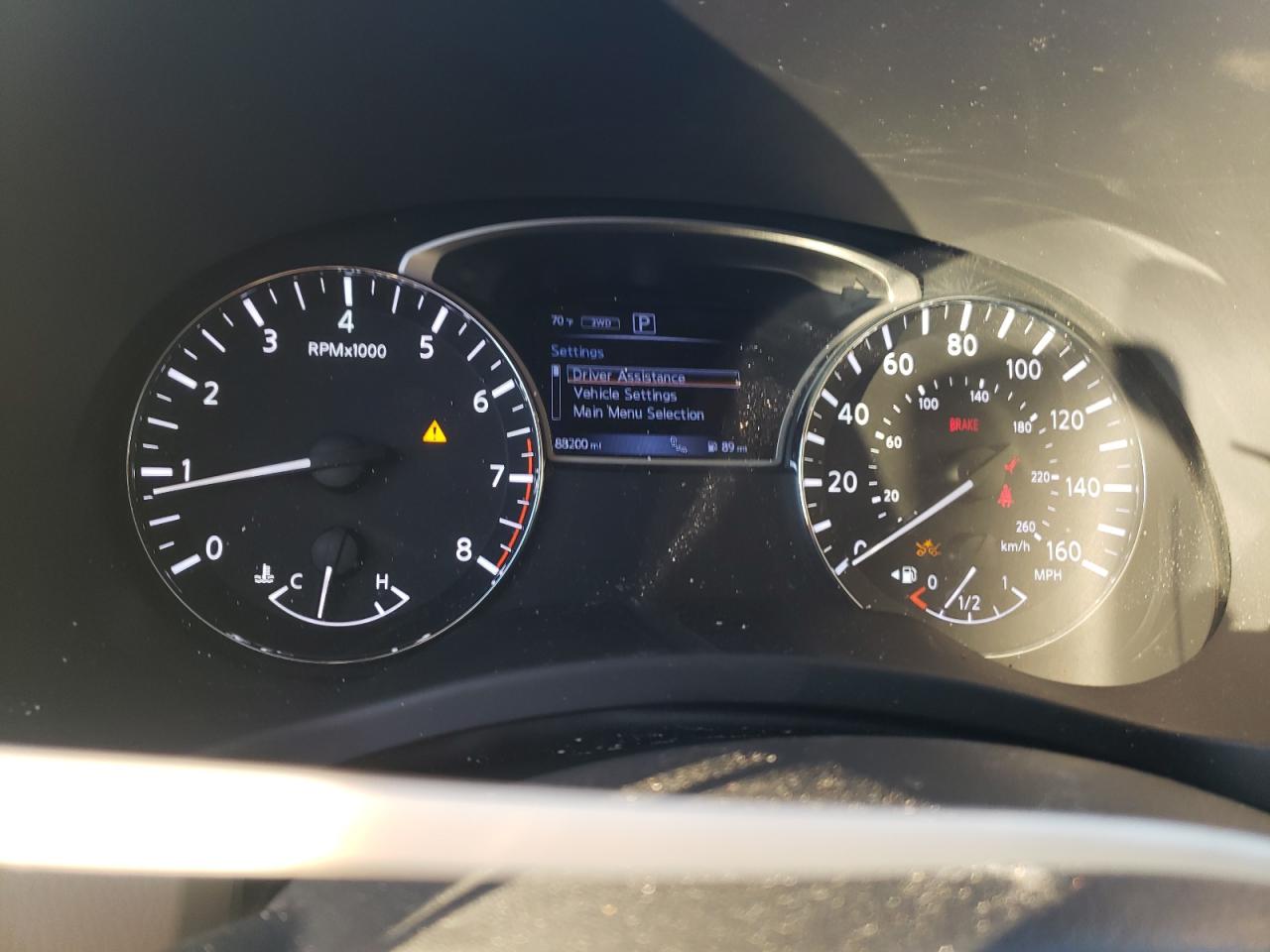 2017 Nissan Pathfinder VIN 5N1DR2MM1HC903831 Copart auction photo, front end / minor dent/scratches damage thumbnail 9