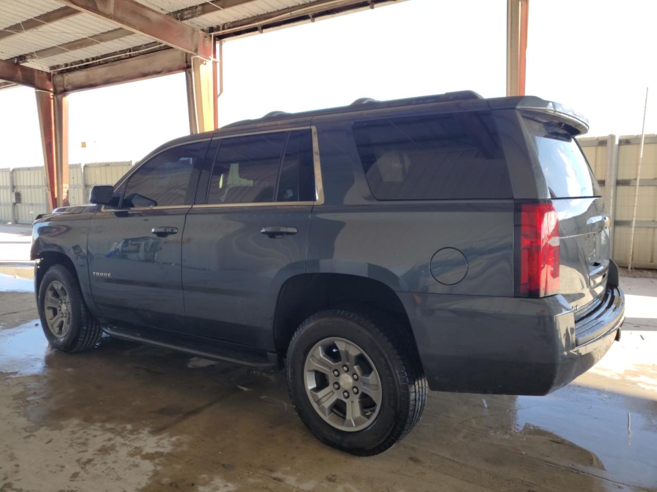 2020 Chevrolet Tahoe VIN 1GNSCAKC0LR307589 Copart auction photo, front end / rear end damage thumbnail 2
