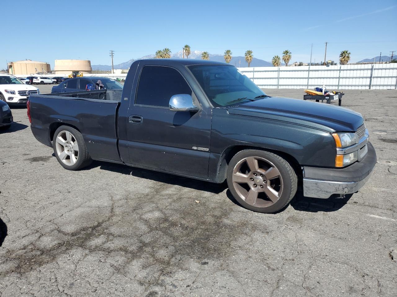 2004 Chevrolet Silverado VIN 1GCEC14X04Z158141 Copart auction photo, rear end damage thumbnail 4