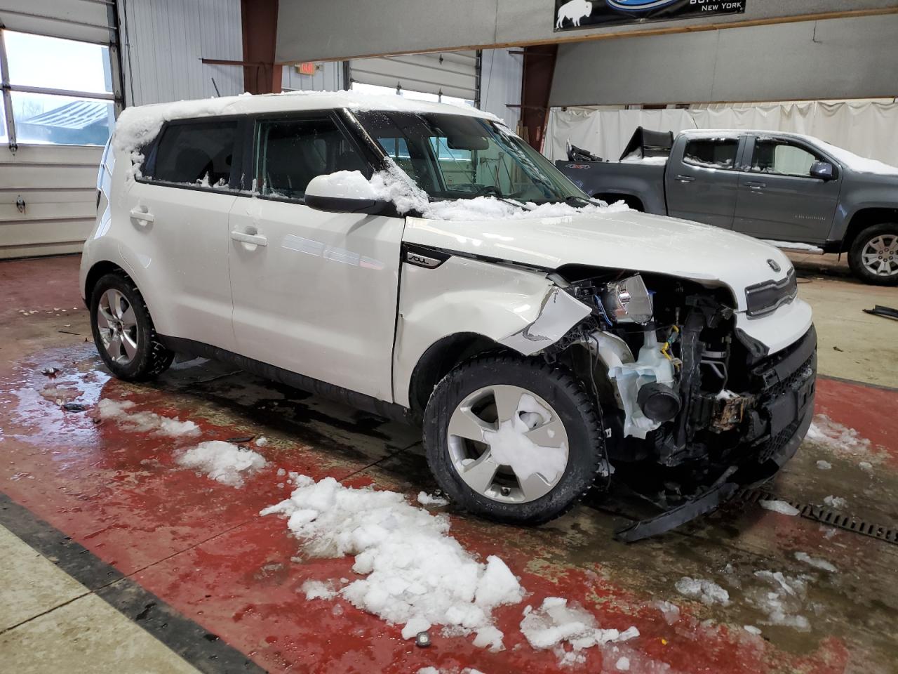 2017 KIA Soul VIN KNDJN2A22H7503999 Copart auction photo, front end / side damage thumbnail 4