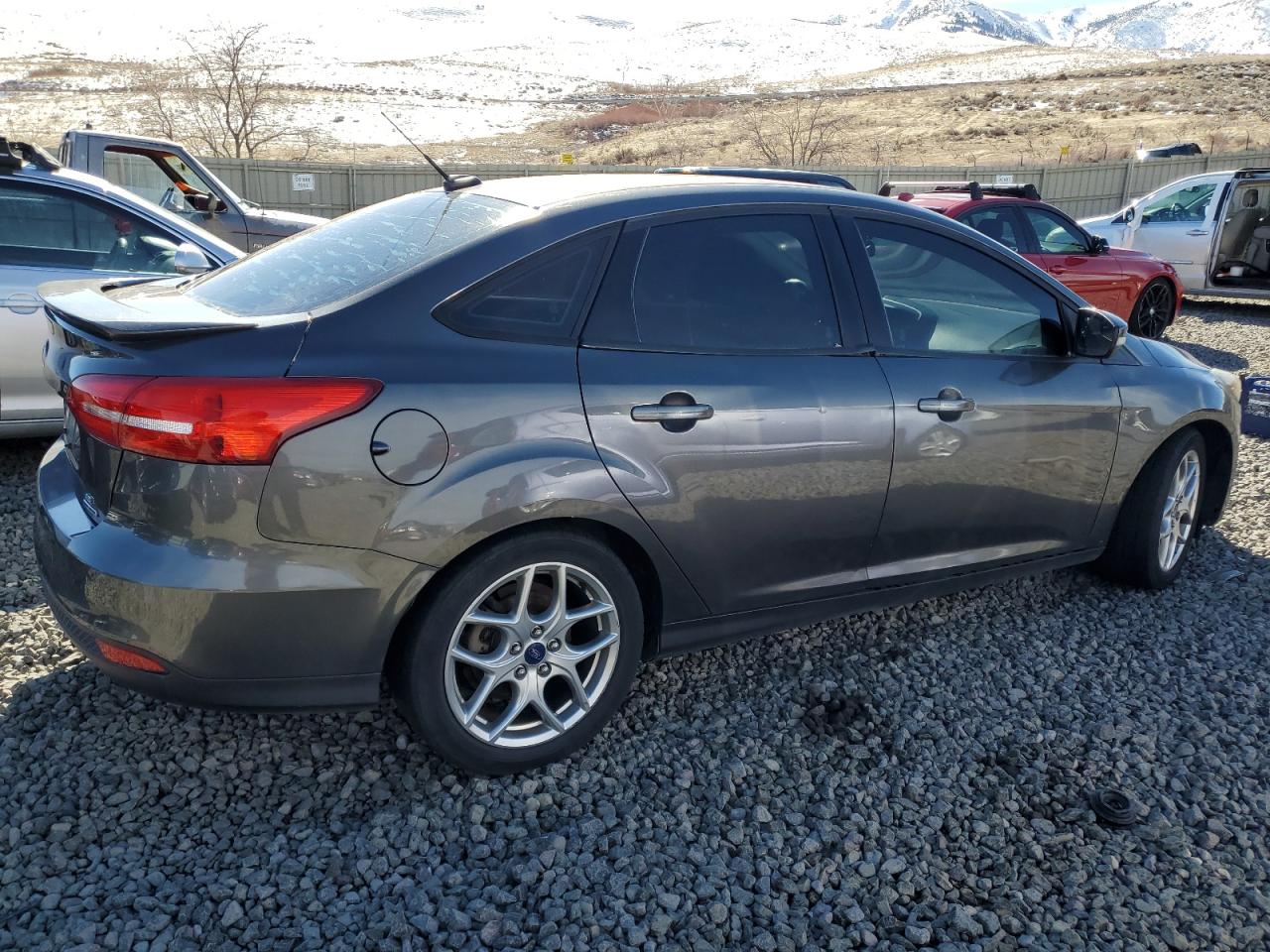 2015 Ford Focus VIN 1FADP3F2XFL374619 Copart auction photo, mechanical / minor dent/scratches damage thumbnail 3