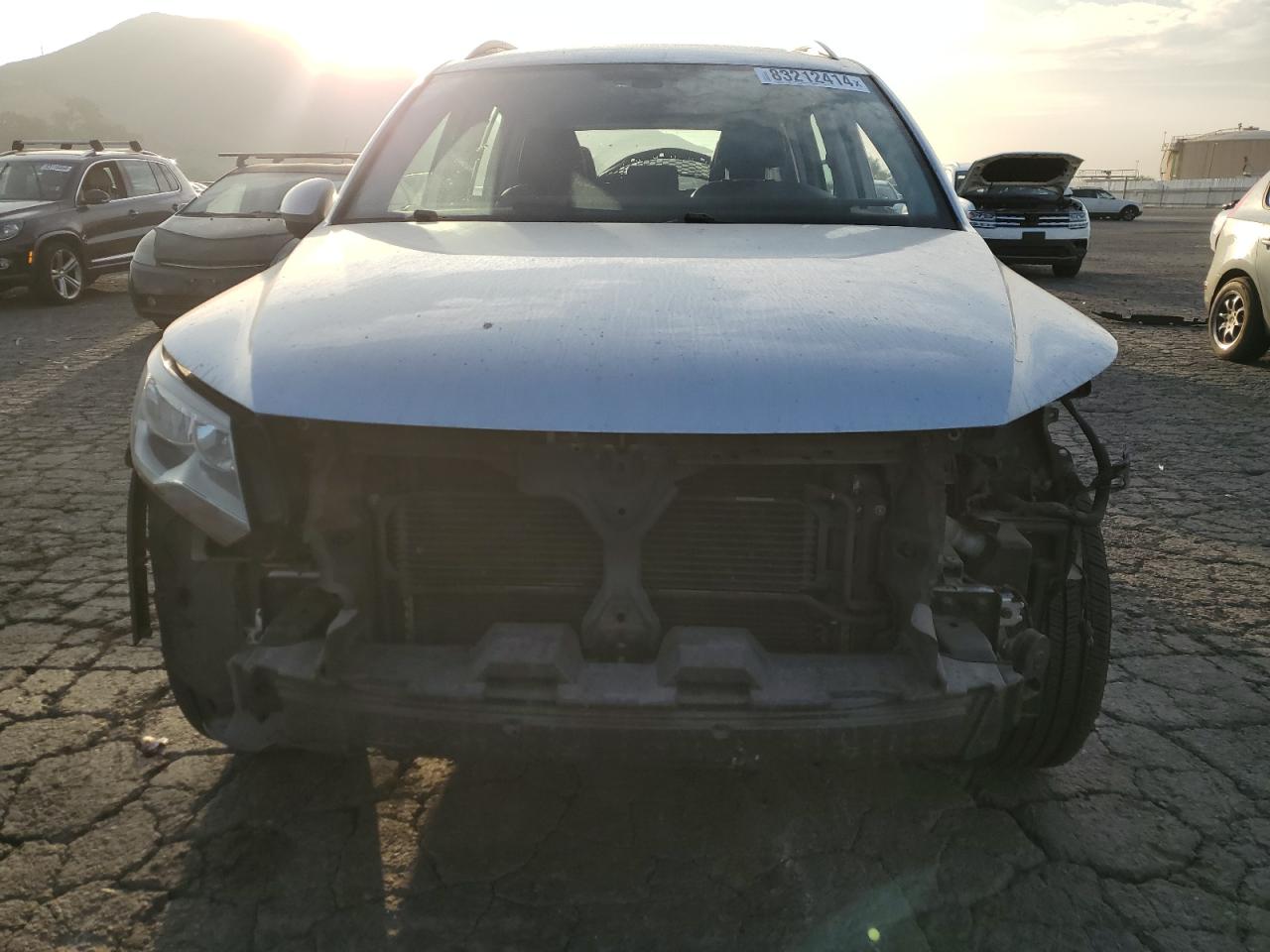 2017 Volkswagen Tiguan VIN WVGAV7AX0HK023235 Copart auction photo, all over damage thumbnail 5