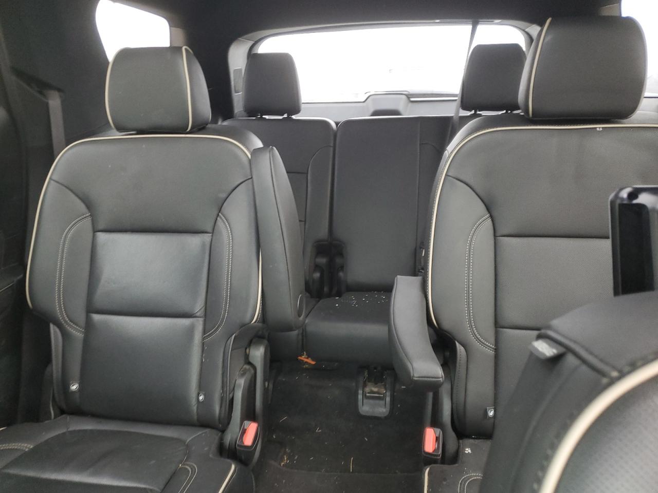 2022 Chevrolet Traverse VIN 1GNERKKWXNJ175552 Copart auction photo, hail damage thumbnail 10