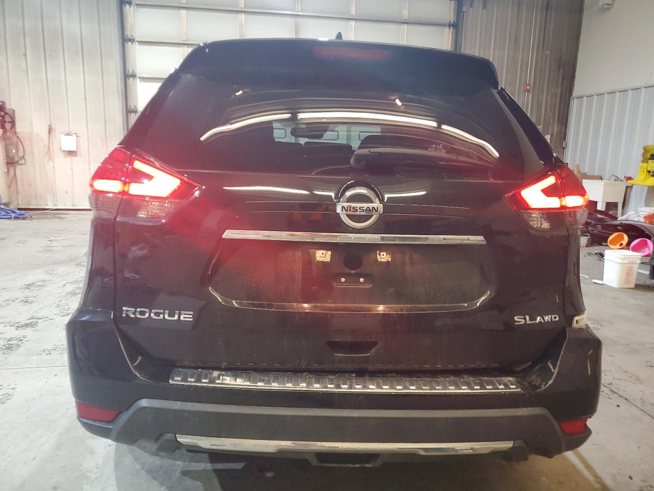2017 Nissan Rogue VIN 5N1AT2MV2HC775967 Copart auction photo, rear end / side damage thumbnail 6