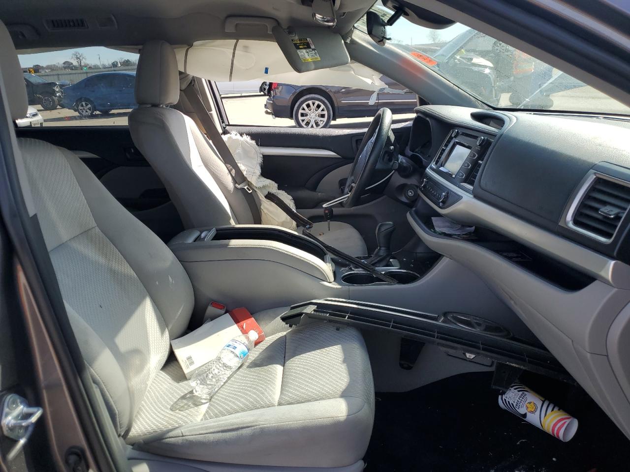 2019 Toyota Highlander VIN 5TDZZRFH1KS360862 Copart auction photo, all over damage thumbnail 7