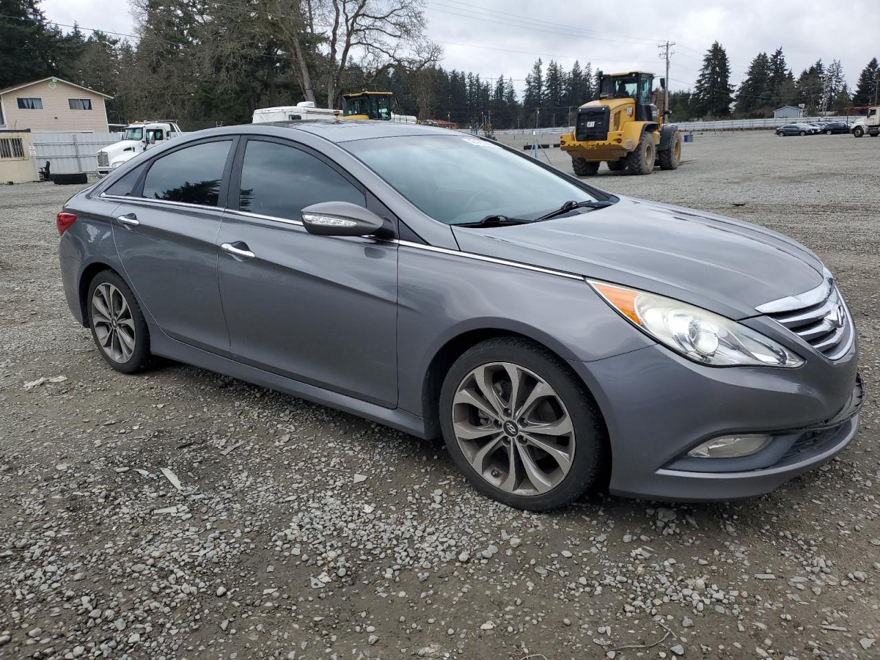 2014 Hyundai Sonata VIN 5NPEC4AC3EH903847 Copart auction photo, front end / side damage thumbnail 4