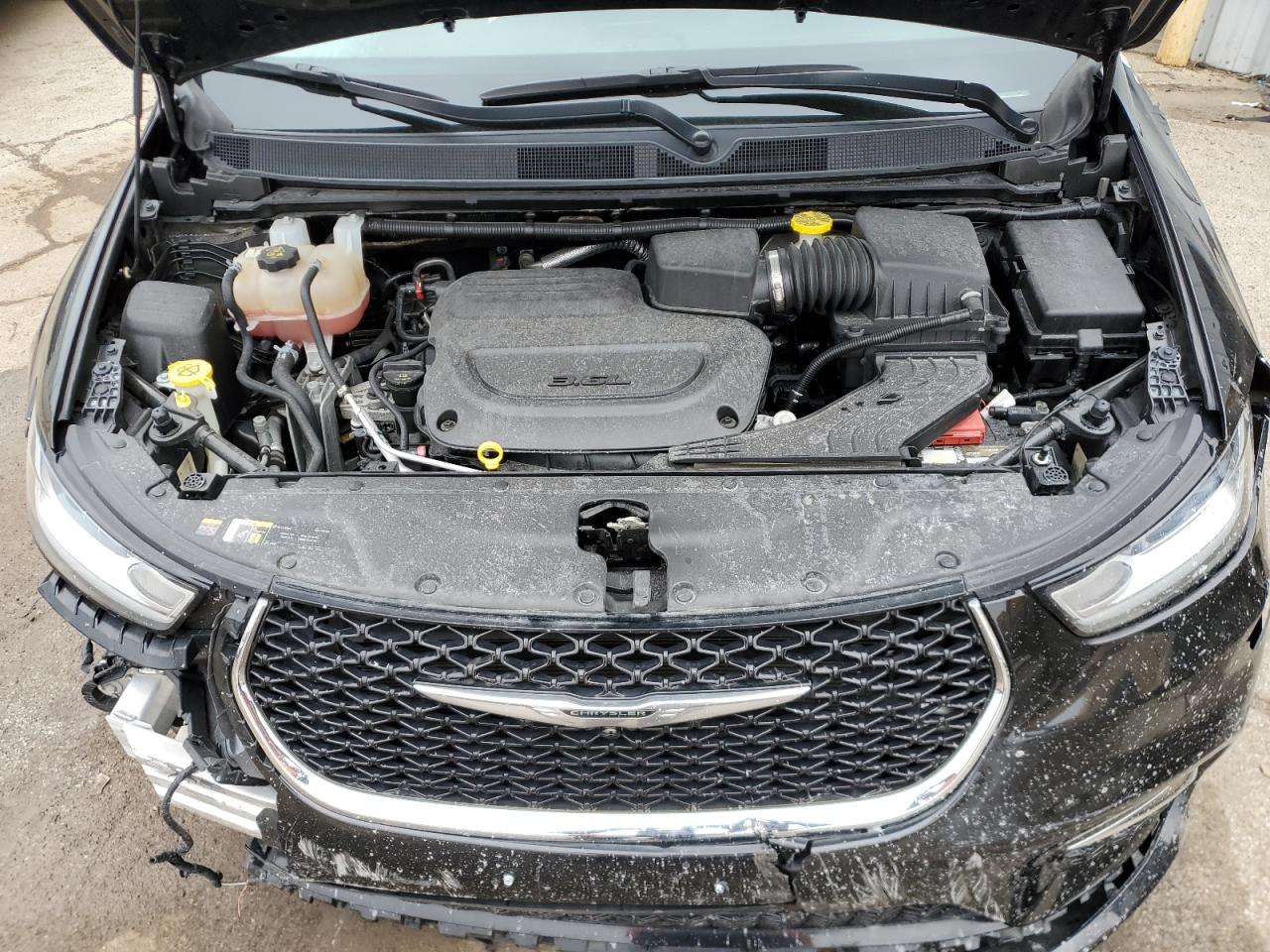 2022 Chrysler Pacifica VIN 2C4RC1BG8NR113819 Copart auction photo, side / front end damage thumbnail 12