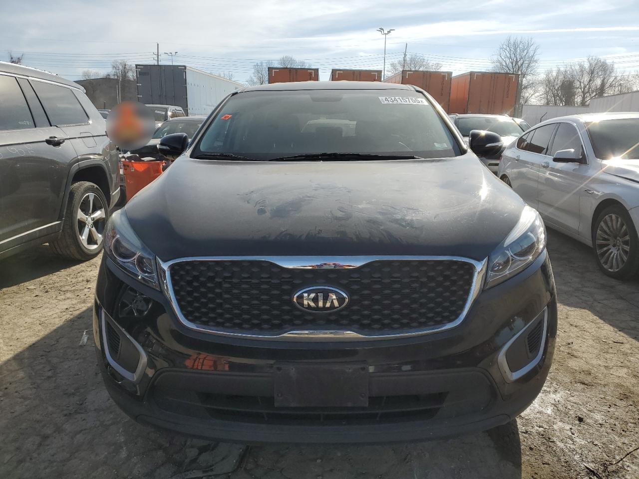 2017 KIA Sorento VIN 5XYPG4A35HG332791 Copart auction photo, side / undercarriage damage thumbnail 5