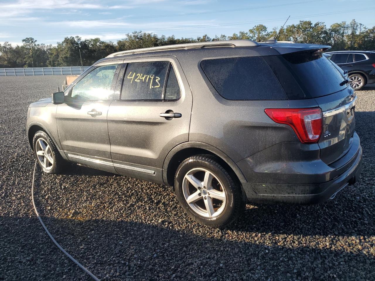 2019 Ford Explorer VIN 1FM5K7DH4KGA58255 Copart auction photo, water/flood damage thumbnail 2