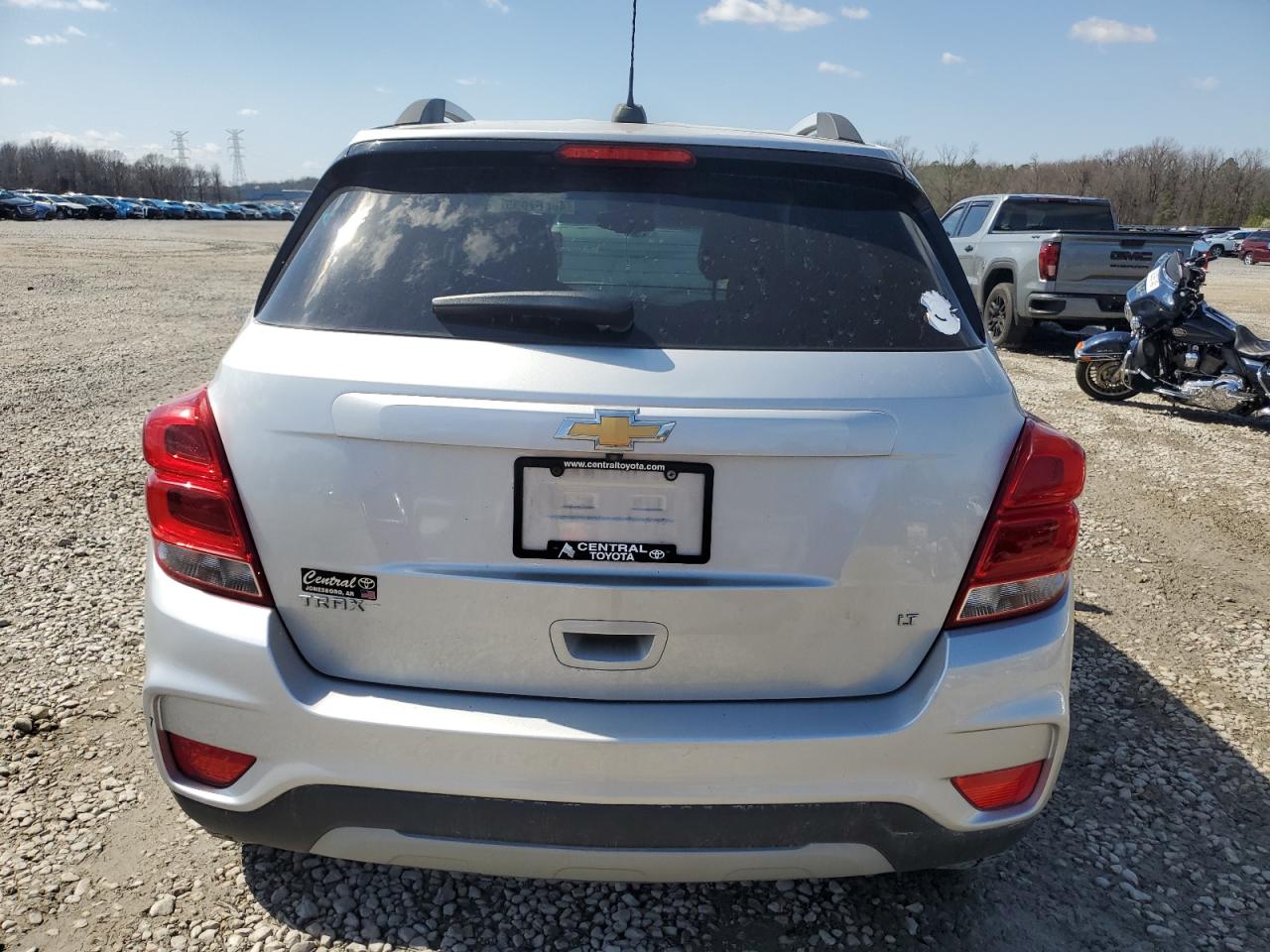 2020 Chevrolet Trax VIN KL7CJLSB1LB009094 Copart auction photo, front end damage thumbnail 6