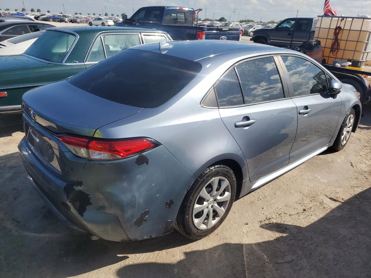 2020 Toyota Corolla VIN 5YFEPRAEXLP080028 Copart auction photo, water/flood / rear end damage thumbnail 3