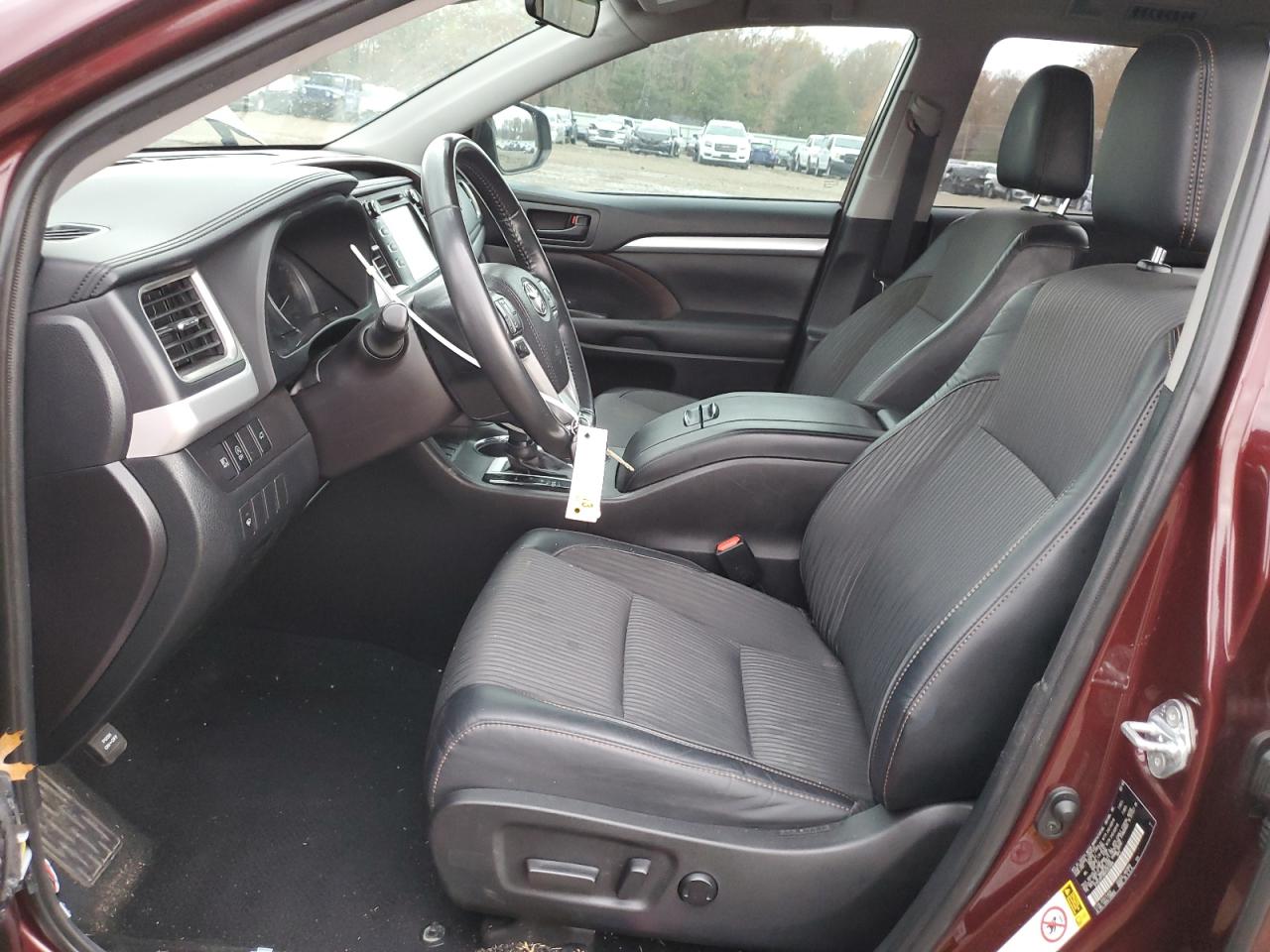 2019 Toyota Highlander VIN 5TDZZRFH6KS323984 Copart auction photo, all over damage thumbnail 7