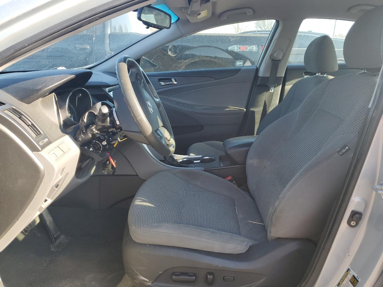 2011 Hyundai Sonata VIN 5NPEB4AC2BH204532 Copart auction photo, all over / vandalism damage thumbnail 7