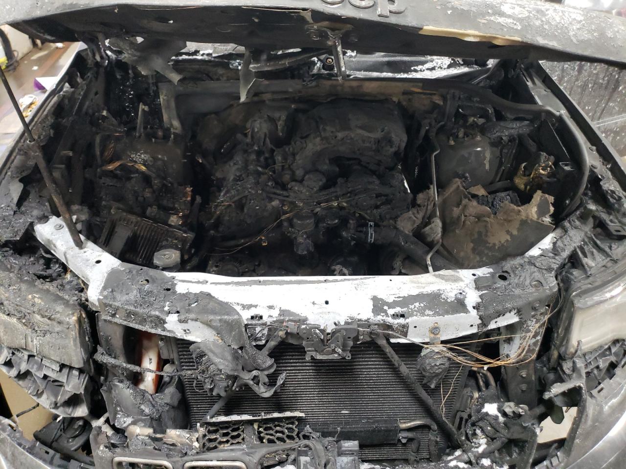 2014 Jeep Grand Cherokee VIN 1C4RJFJG7EC308856 Copart auction photo, burn - engine damage thumbnail 11