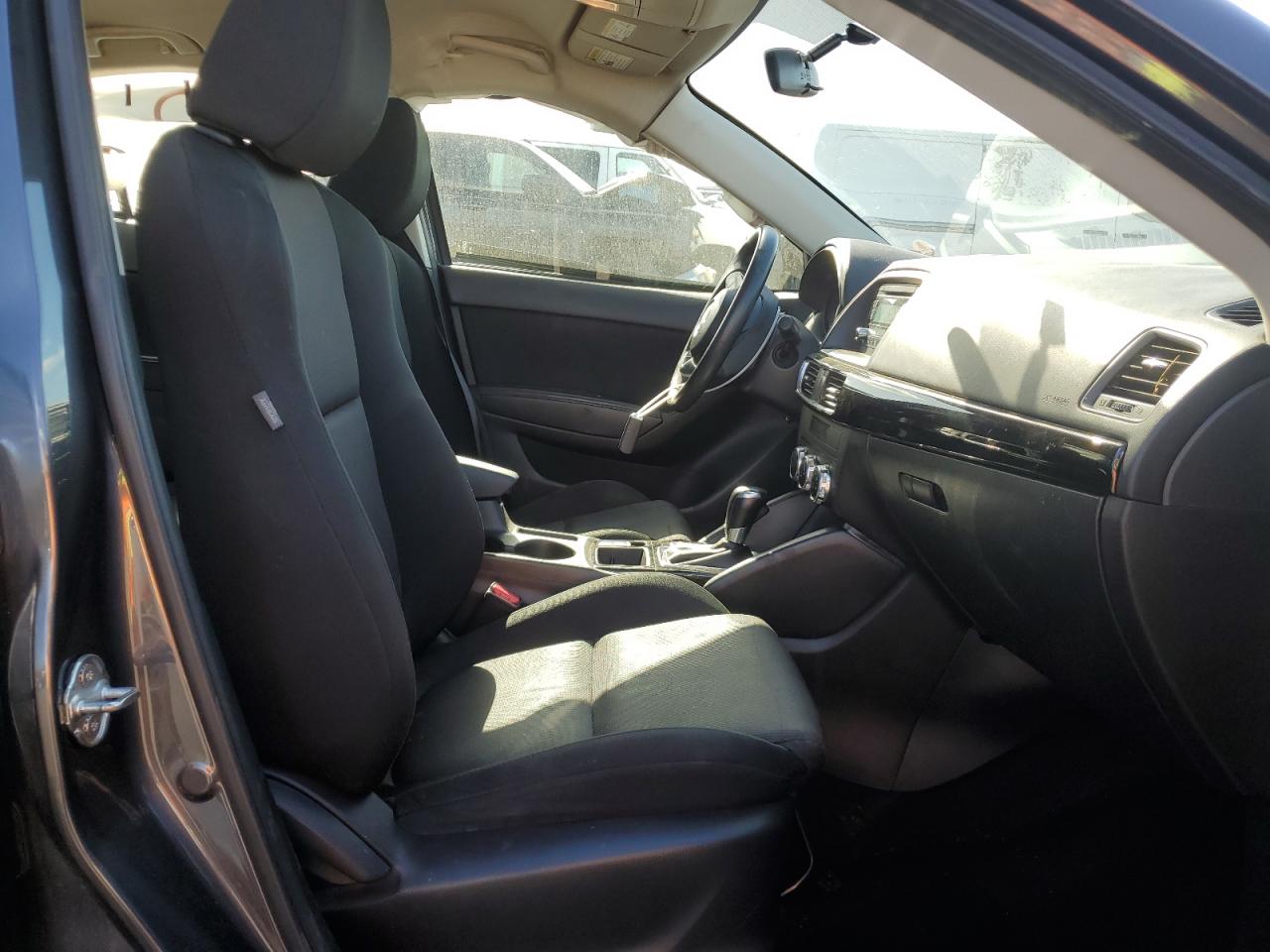 2016 Mazda CX-5 VIN JM3KE2BY3G0664111 Copart auction photo, side / mechanical damage thumbnail 7