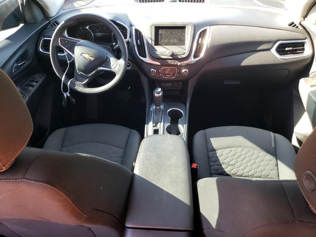 2019 Chevrolet Equinox VIN 2GNAXKEV4K6147424 Copart auction photo, water/flood damage thumbnail 8