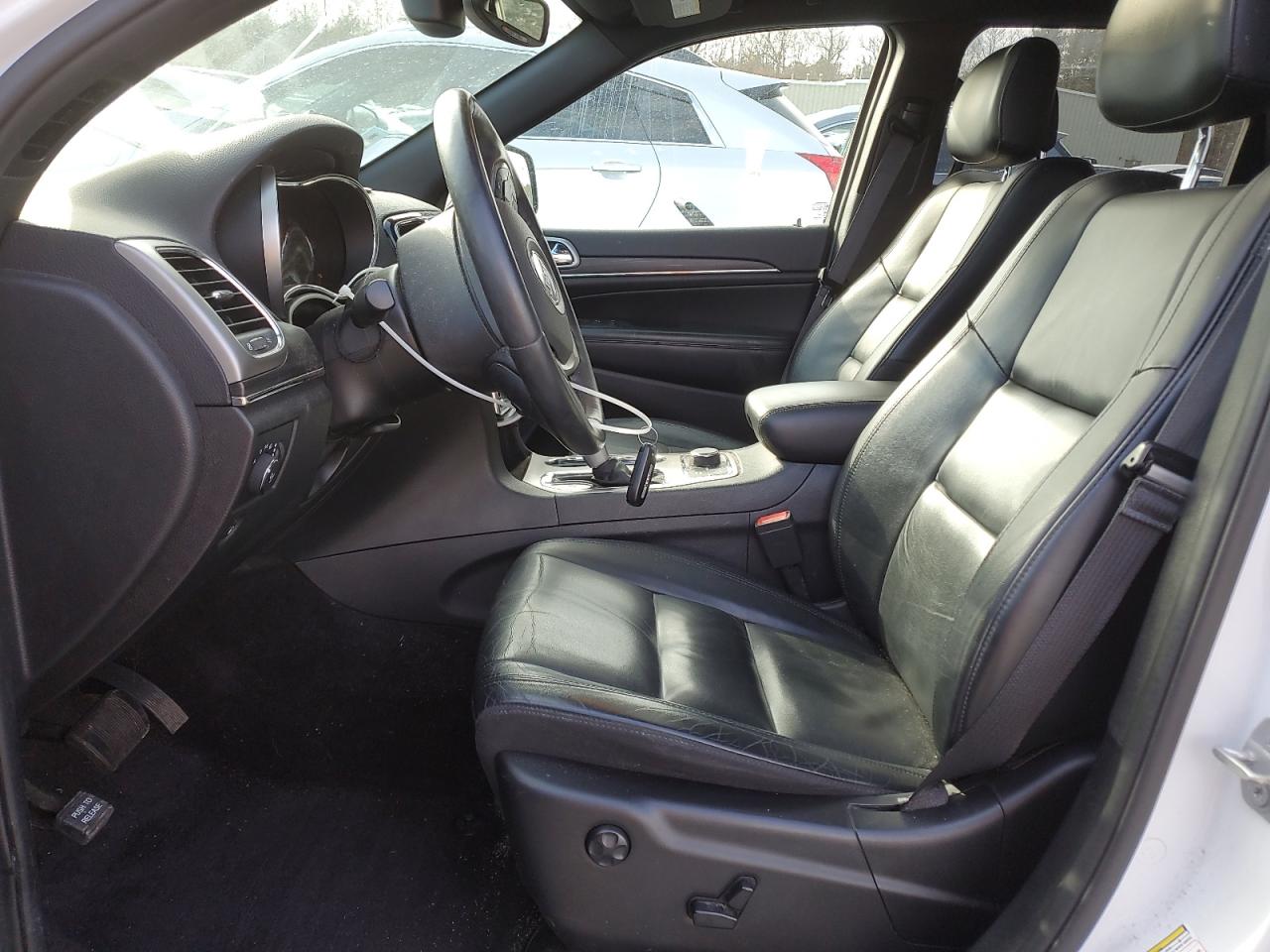 2019 Jeep Grand Cherokee VIN 1C4RJFBG7KC547897 Copart auction photo, front end / minor dent/scratches damage thumbnail 7
