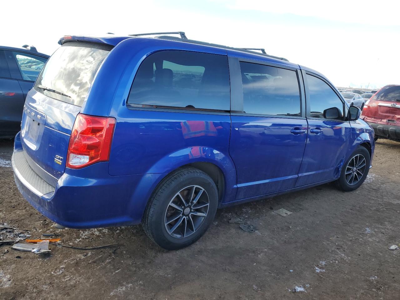 2019 Dodge Caravan VIN 2C4RDGEGXKR621250 Copart auction photo, front end damage thumbnail 3