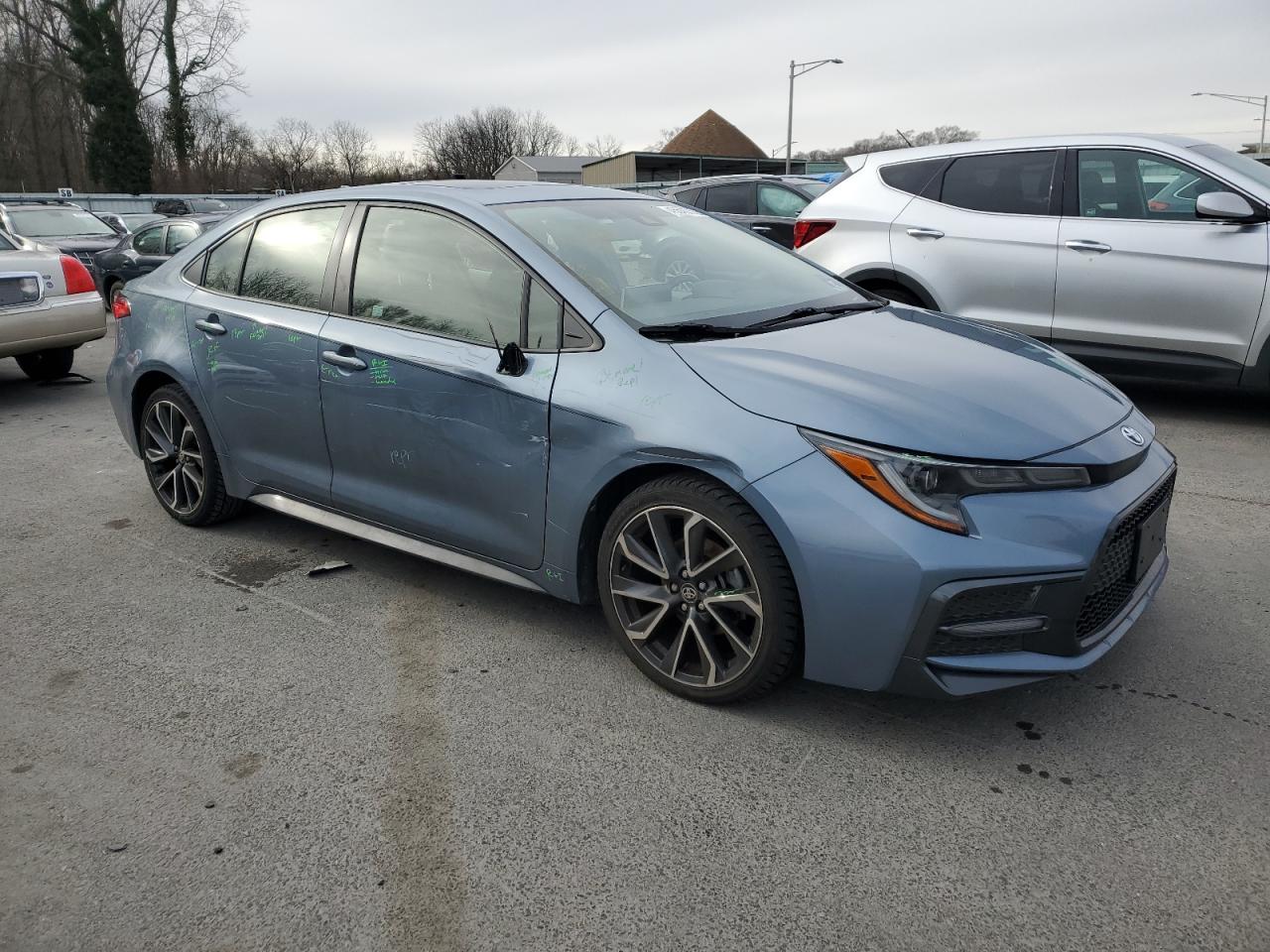 2020 Toyota Corolla VIN JTDP4RCE2LJ007853 Copart auction photo, front end / side damage thumbnail 4