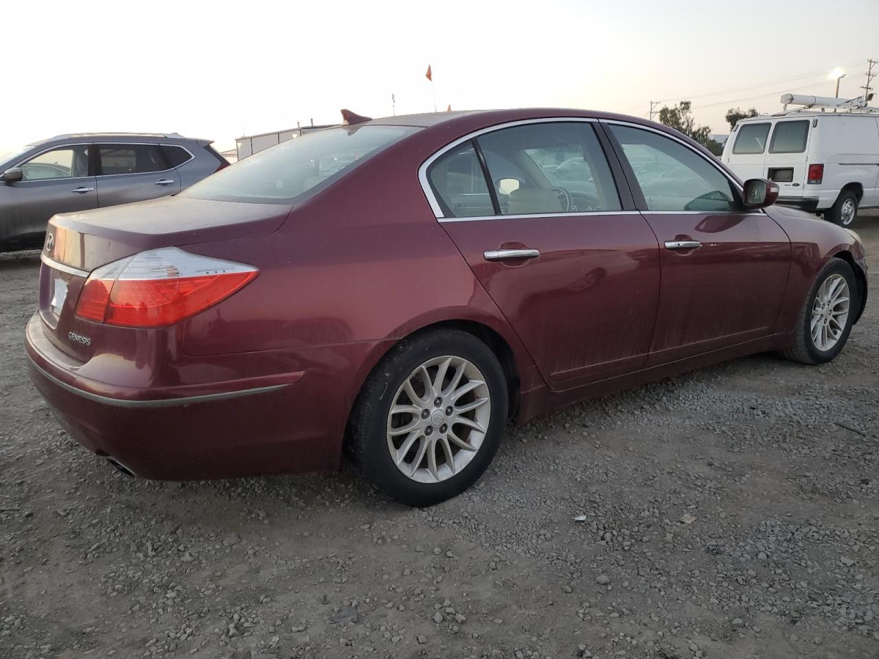 2011 Hyundai Genesis VIN KMHGC4DE5BU136487 Copart auction photo, minor dent/scratches damage thumbnail 3