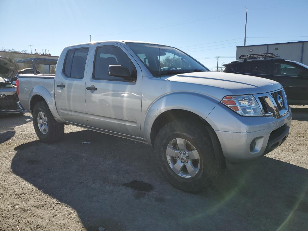 2012 Nissan Navara (Frontier) VIN 1N6AD0ER5CC464255 Copart auction photo, side / front end damage thumbnail 4