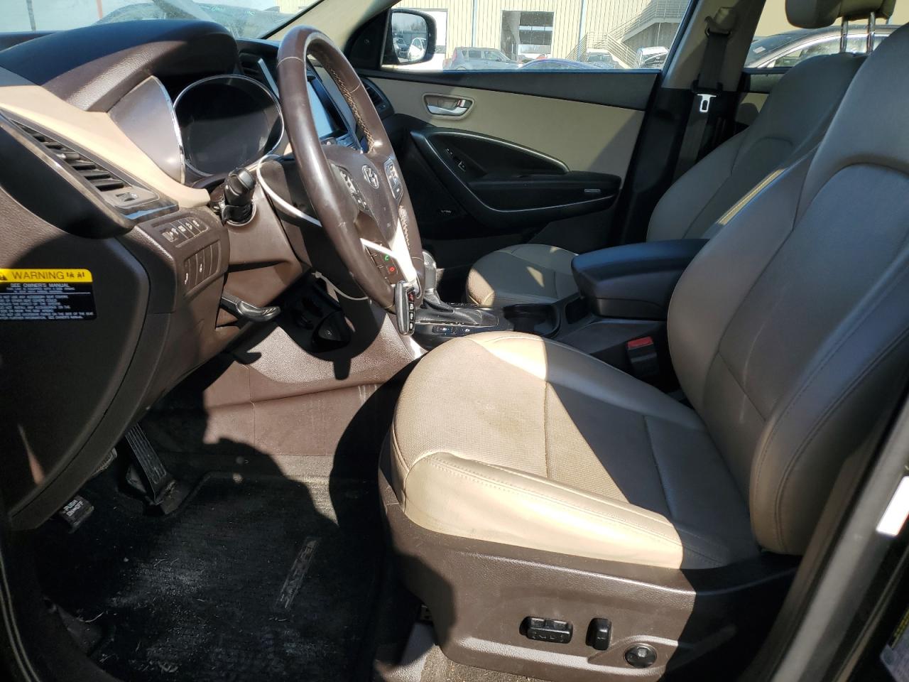 2017 Hyundai Santa Fe VIN 5XYZU3LBXHG479284 Copart auction photo, front end damage thumbnail 7