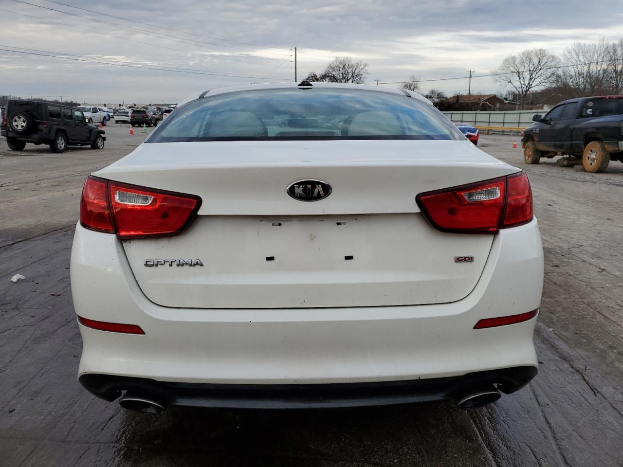 2015 KIA Optima VIN KNAGM4A78F5608573 Copart auction photo, front end / minor dent/scratches damage thumbnail 6