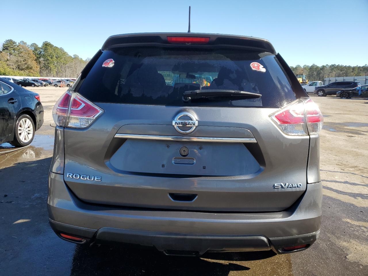 2016 Nissan Rogue VIN KNMAT2MT7GP732705 Copart auction photo, side / front end damage thumbnail 6