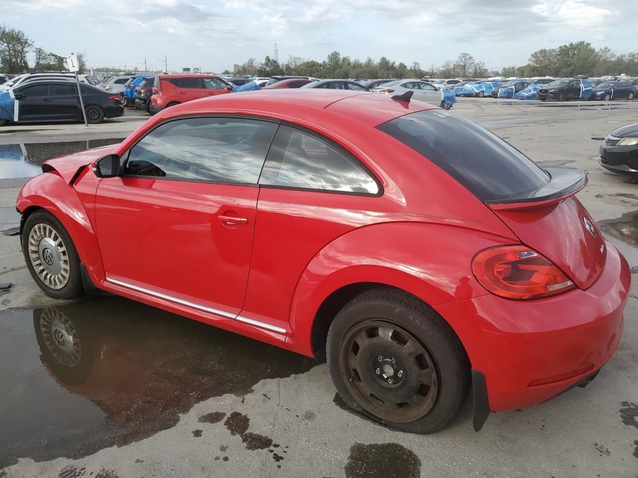 2016 Volkswagen Beetle VIN 3VWJ07AT3GM621808 Copart auction photo, front end / side damage thumbnail 2