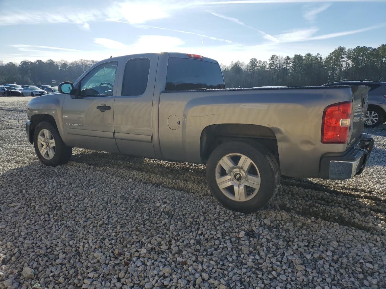 2007 Chevrolet Silverado VIN 2GCEC19J771620258 Copart auction photo, rear end / front end damage thumbnail 2