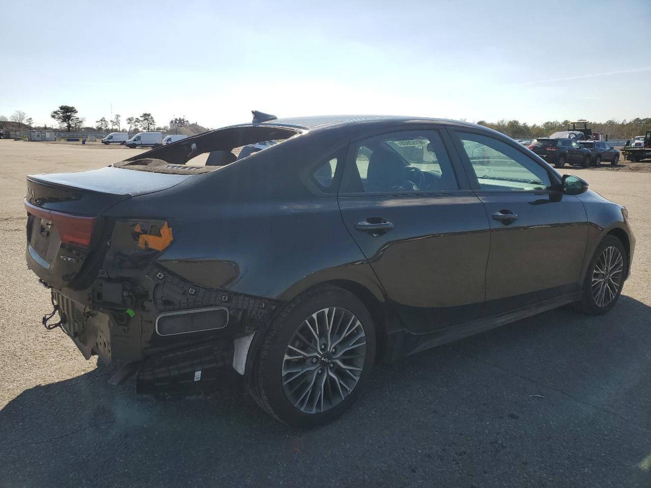 2023 KIA Forte VIN 3KPF54AD8PE669168 Copart auction photo, stripped / all over damage thumbnail 3