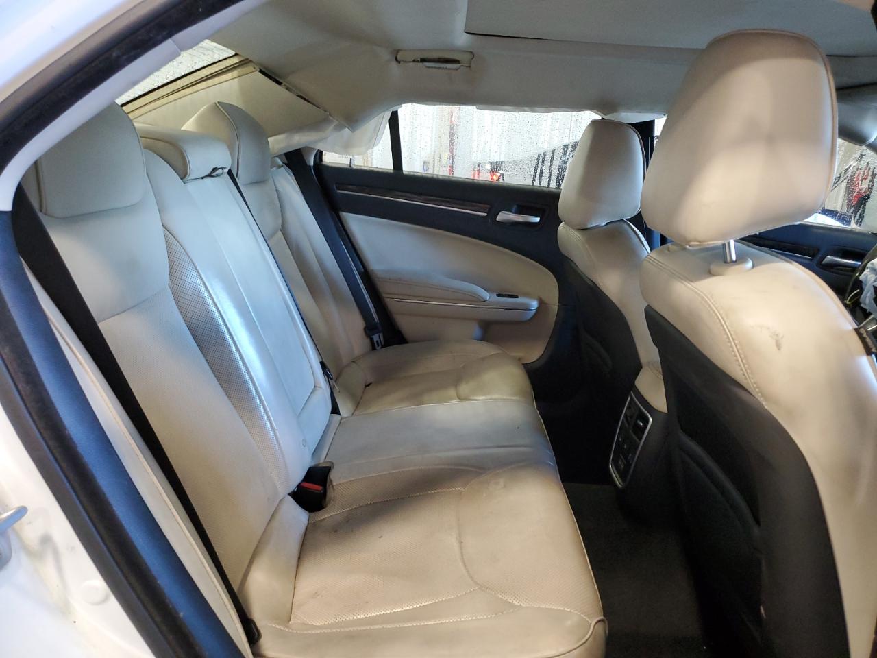 2015 Chrysler 300 VIN 2C3CCAEG5FH766136 Copart auction photo, front end damage thumbnail 11