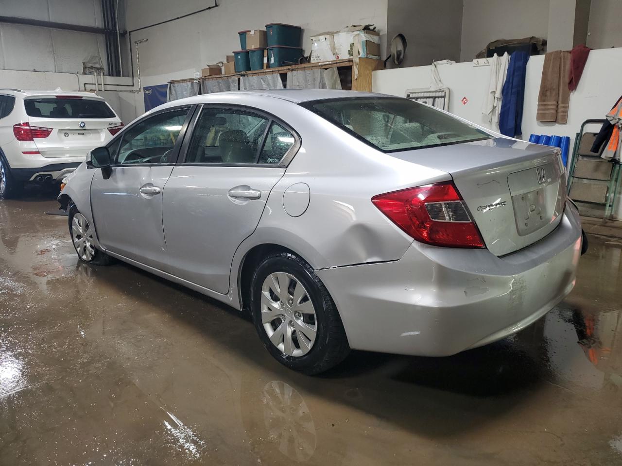 2012 Honda Civic VIN 19XFB2F55CE095668 Copart auction photo, front end / rear end damage thumbnail 2
