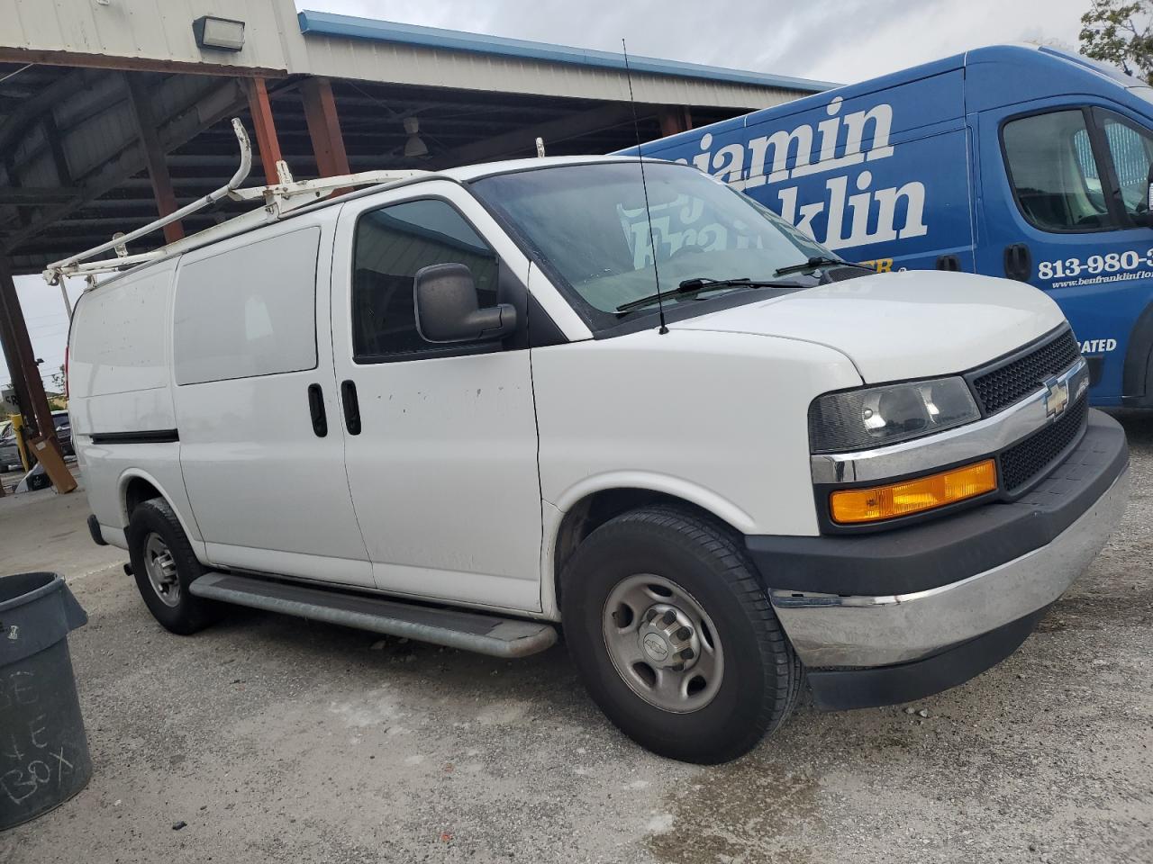 2018 Chevrolet Express VIN 1GCWGAFG5J1907371 Copart auction photo, side damage thumbnail 4