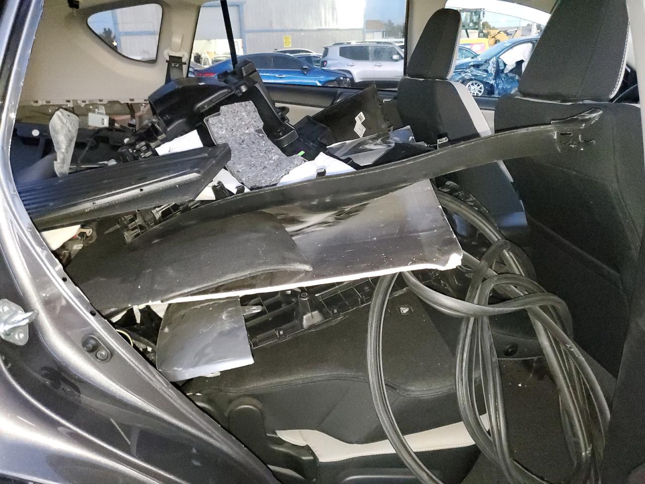 2018 Toyota RAV 4 VIN 2T3WFREV2JW425668 Copart auction photo, undercarriage / rear end damage thumbnail 11