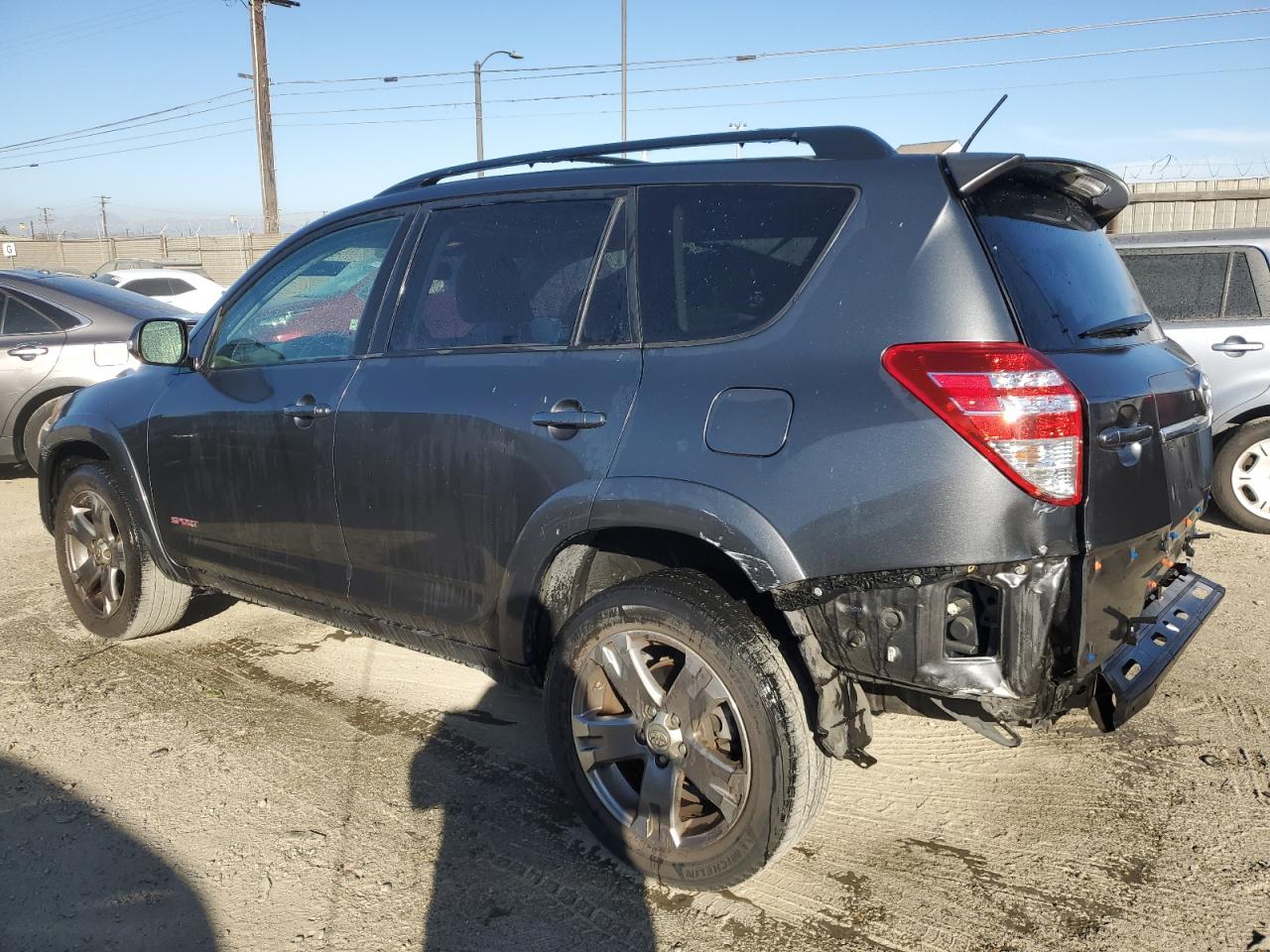 2011 Toyota RAV 4 VIN JTMWF4DV2B5036560 Copart auction photo, rear end damage thumbnail 2