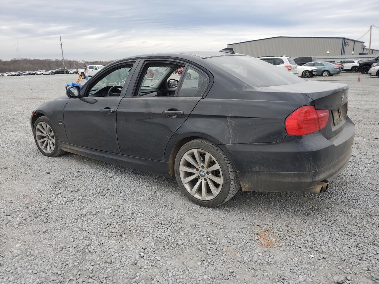2011 BMW 3er VIN WBAPK5G54BNN29462 Copart auction photo, front end damage thumbnail 2