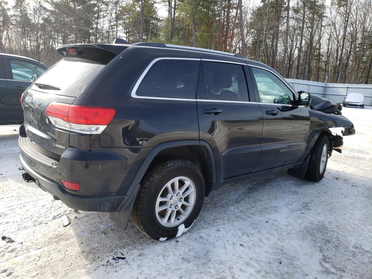 2018 Jeep Grand Cherokee VIN 1C4RJFAG8JC276543 Copart auction photo, front end / undercarriage damage thumbnail 3