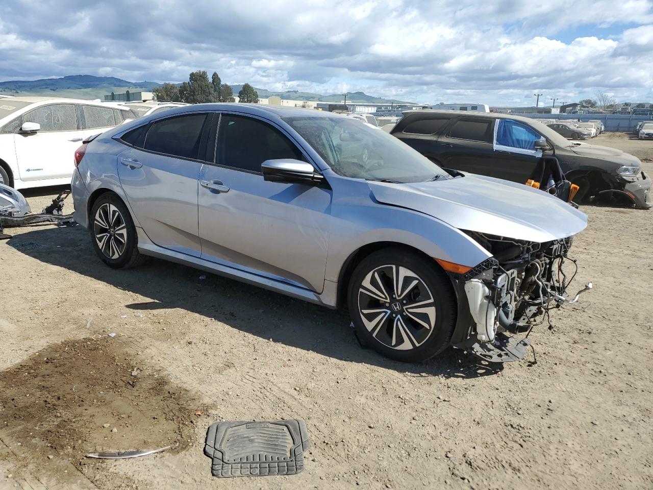 2016 Honda Civic VIN 19XFC1F33GE223952 Copart auction photo, front end damage thumbnail 4