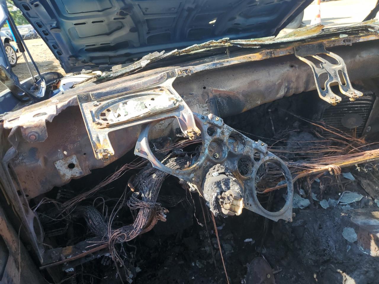 1987 Chevrolet Camaro VIN 1G1FP2180HN177077 Copart auction photo, burn damage thumbnail 9