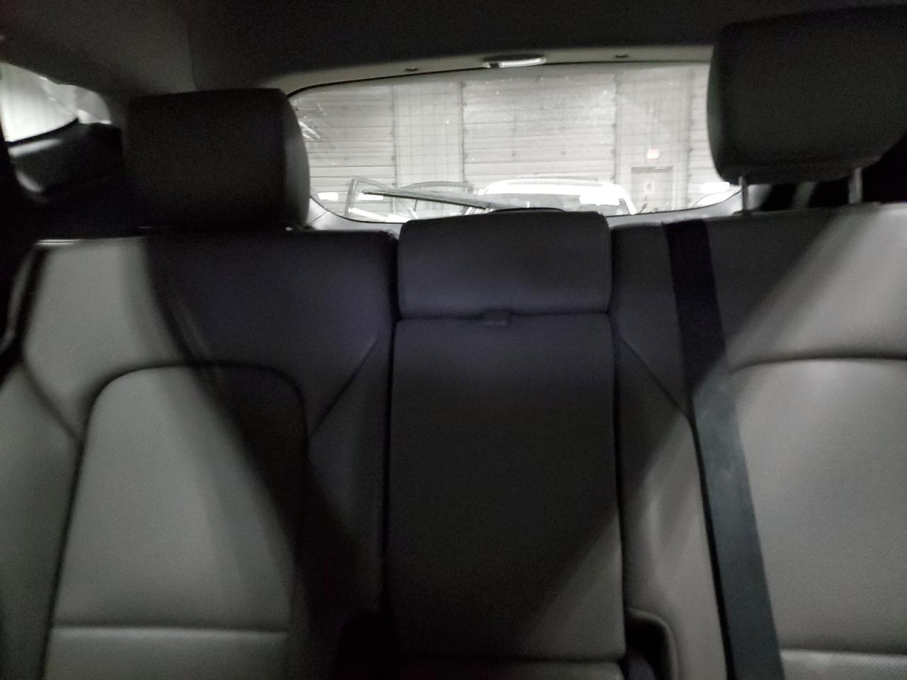 2018 Hyundai Santa Fe VIN 5NMZUDLB7JH088899 Copart auction photo, rear end / side damage thumbnail 10
