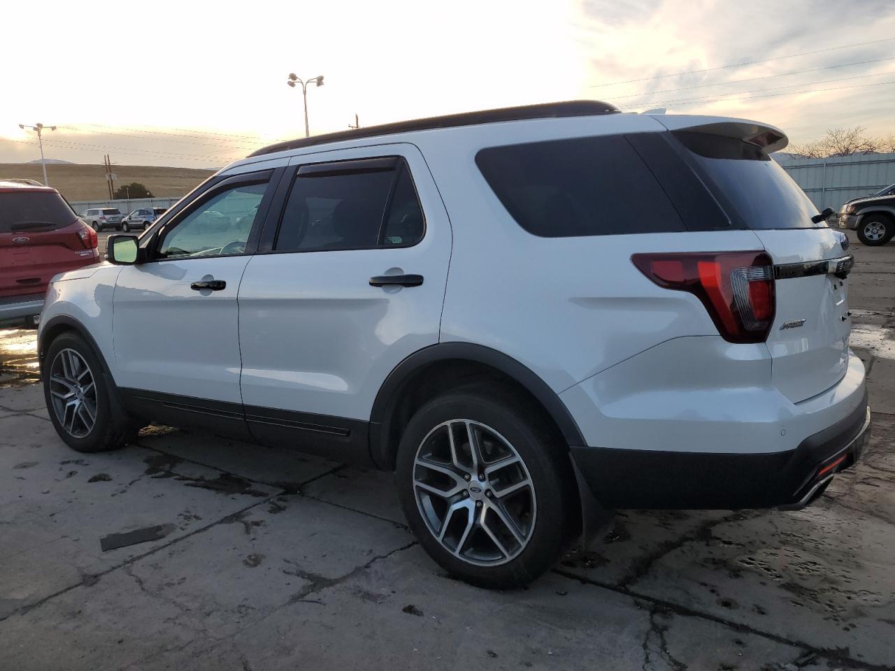 2017 Ford Explorer VIN 1FM5K8GTXHGD03428 Copart auction photo, front end / side damage thumbnail 2