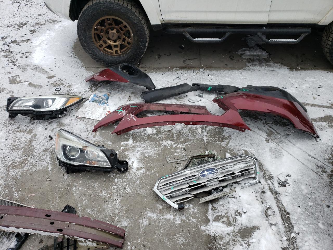 2015 Subaru Outback VIN 4S4BSEJC4F3282848 Copart auction photo, front end / hail damage thumbnail 13