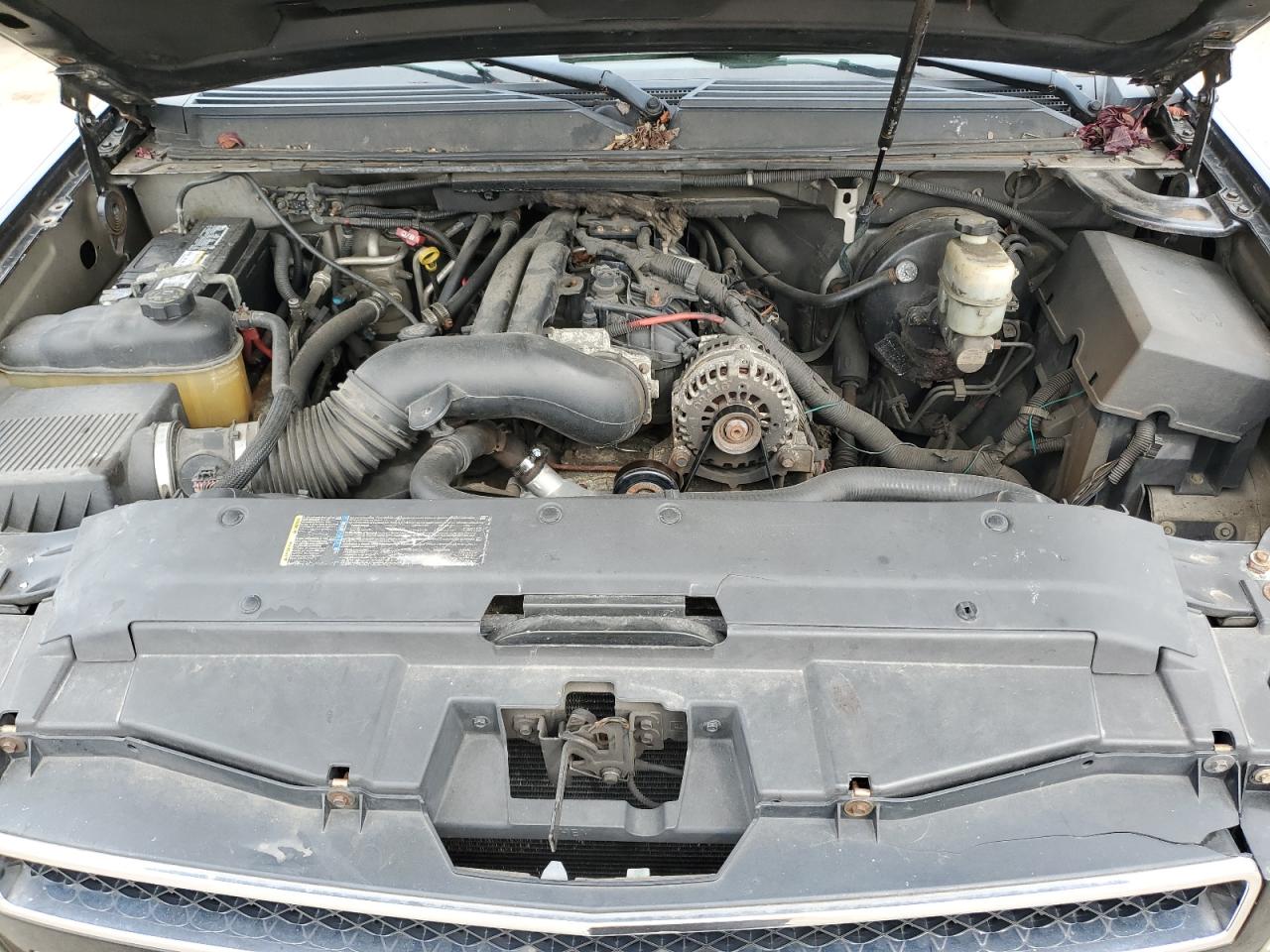 2007 Chevrolet Suburban VIN 3GNFK16307G100656 Copart auction photo, all over damage thumbnail 12