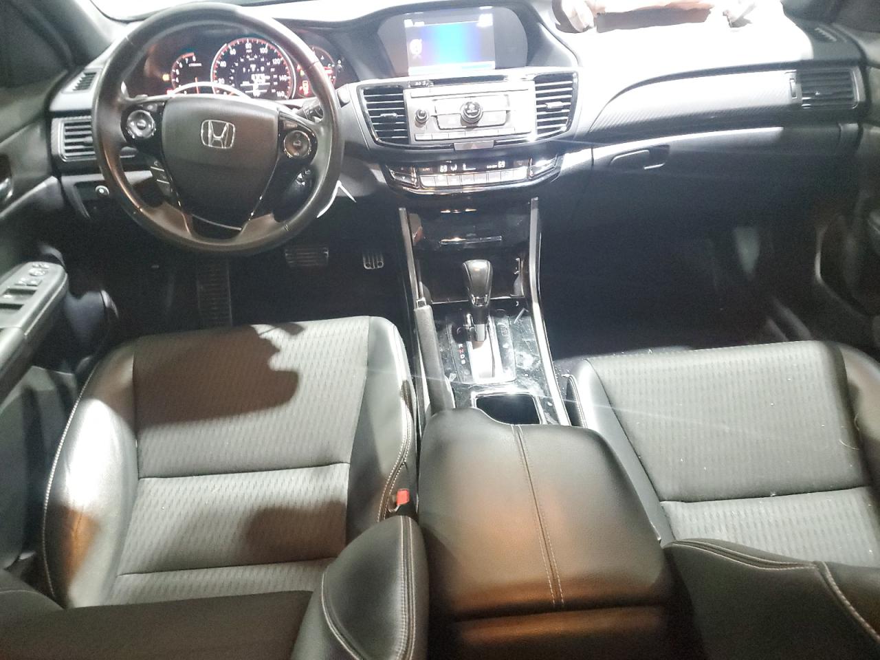 2016 Honda Accord VIN 1HGCR2F55GA163489 Copart auction photo, front end / minor dent/scratches damage thumbnail 8