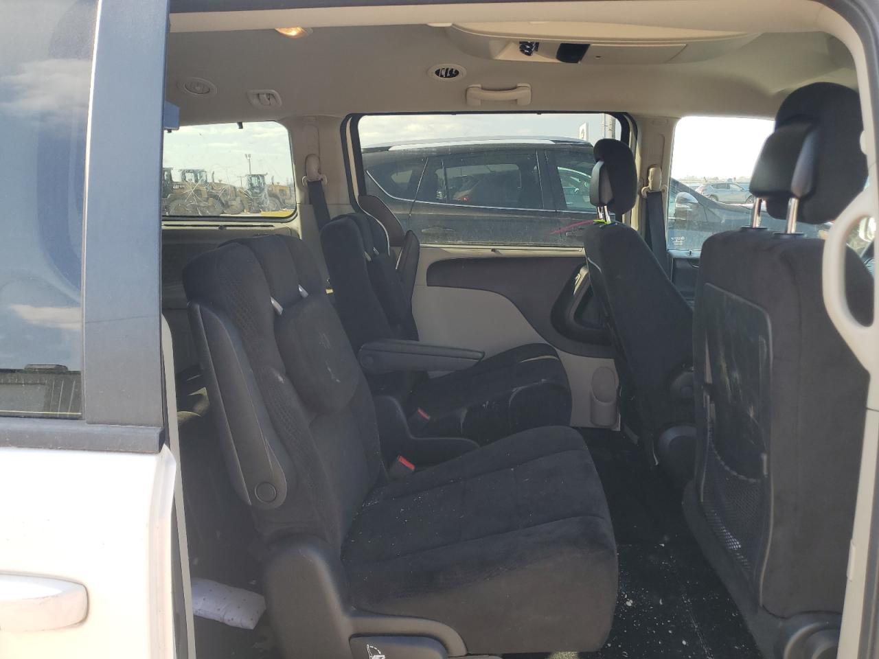 2013 Dodge Caravan VIN 2C4RDGCG3DR561916 Copart auction photo, biohazard/chemical / front end damage thumbnail 11