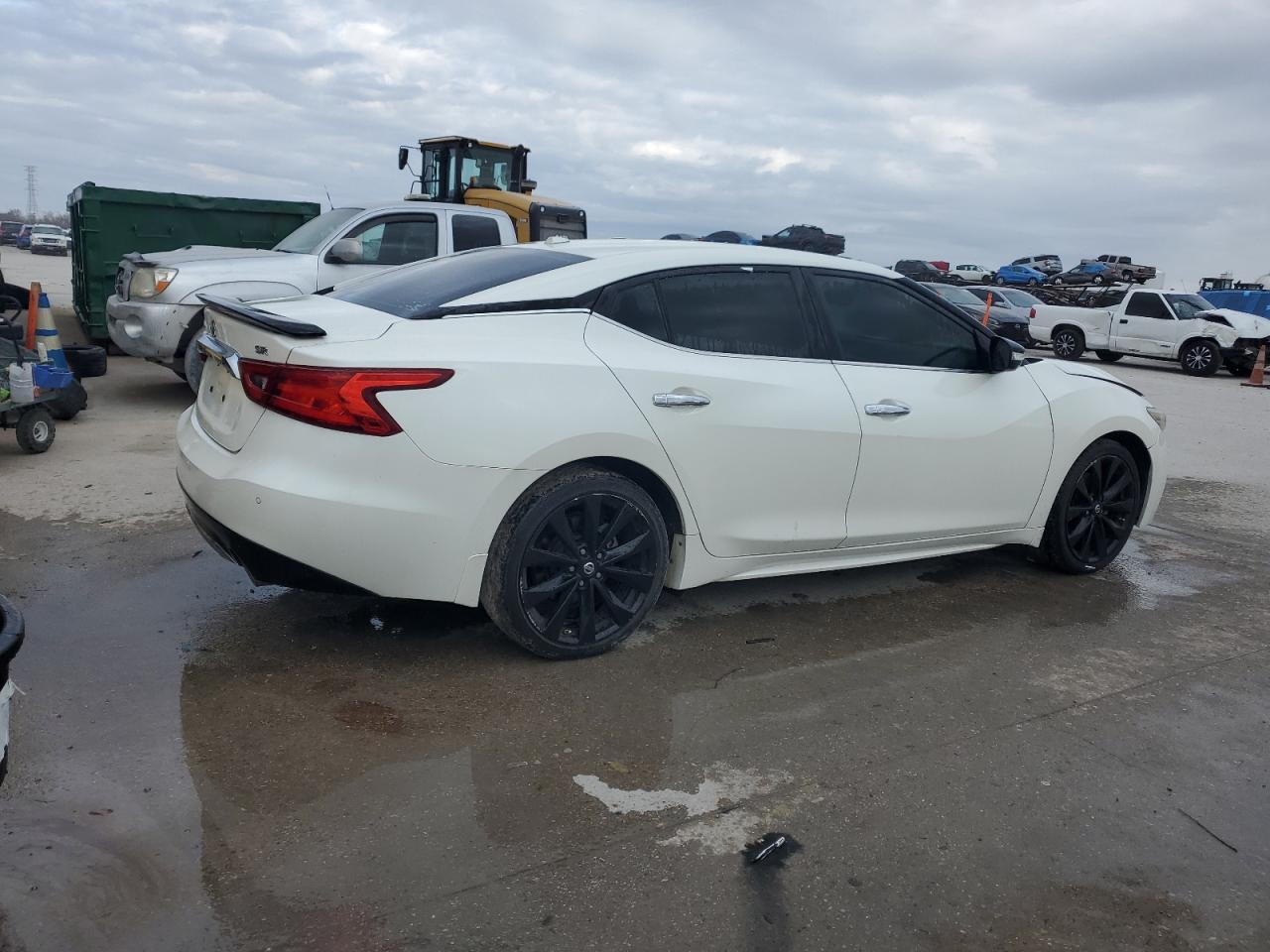 2017 Nissan Maxima VIN 1N4AA6AP9HC446339 Copart auction photo, front end / side damage thumbnail 3