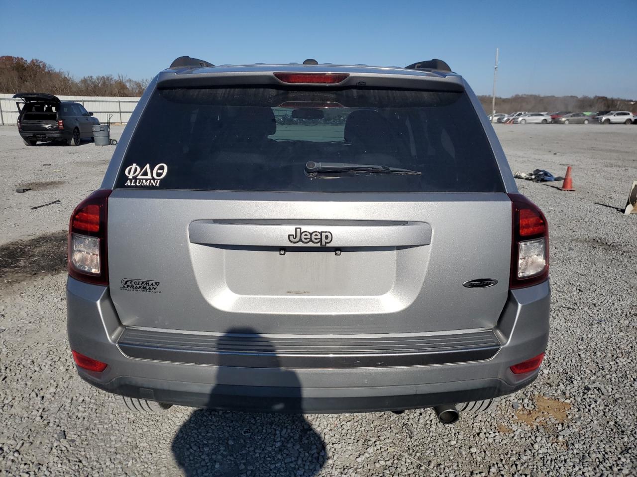 2016 Jeep Compass VIN 1C4NJCBA4GD726540 Copart auction photo, front end / minor dent/scratches damage thumbnail 6