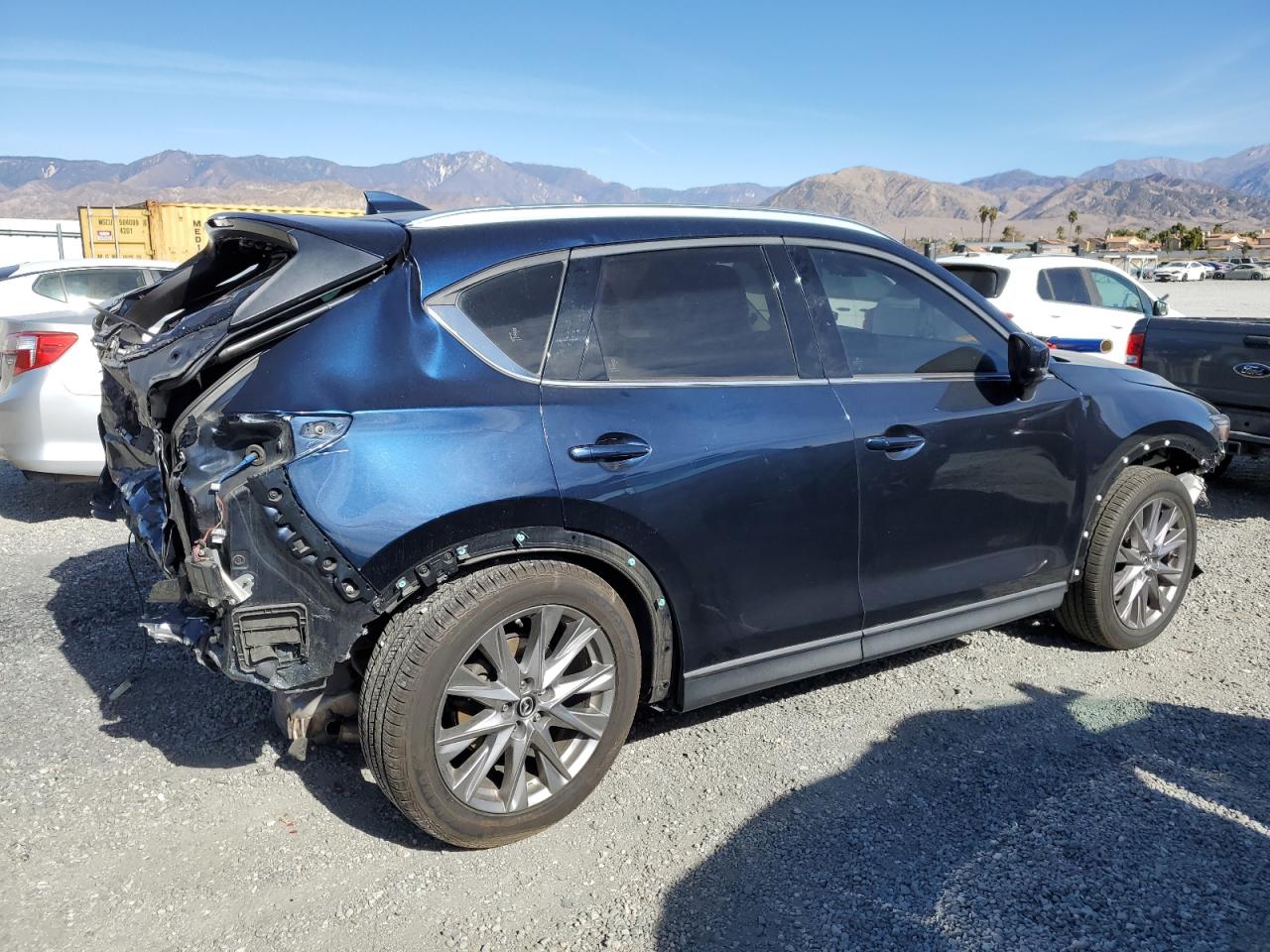 2019 Mazda CX-5 VIN JM3KFADM0K1562768 Copart auction photo, front end / rear end damage thumbnail 3