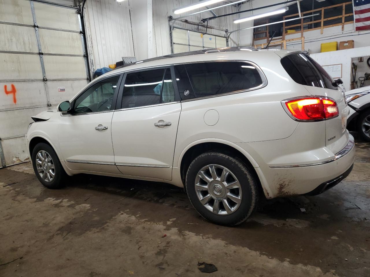 2014 Buick Enclave VIN 5GAKRBKD2EJ139995 Copart auction photo, front end damage thumbnail 2